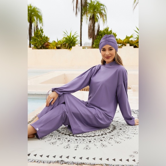 Cap, Drawstring Mock Neck Long Sleeve Top and Pants Swim Set - Picture 9 of 10